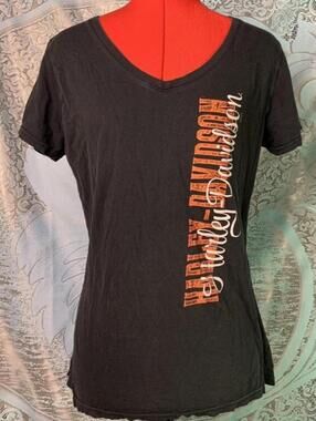 Women’s fitted moto grunge fitted Harley tee.